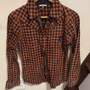 Woman’s BKE S flannel long sleeve button down shirt